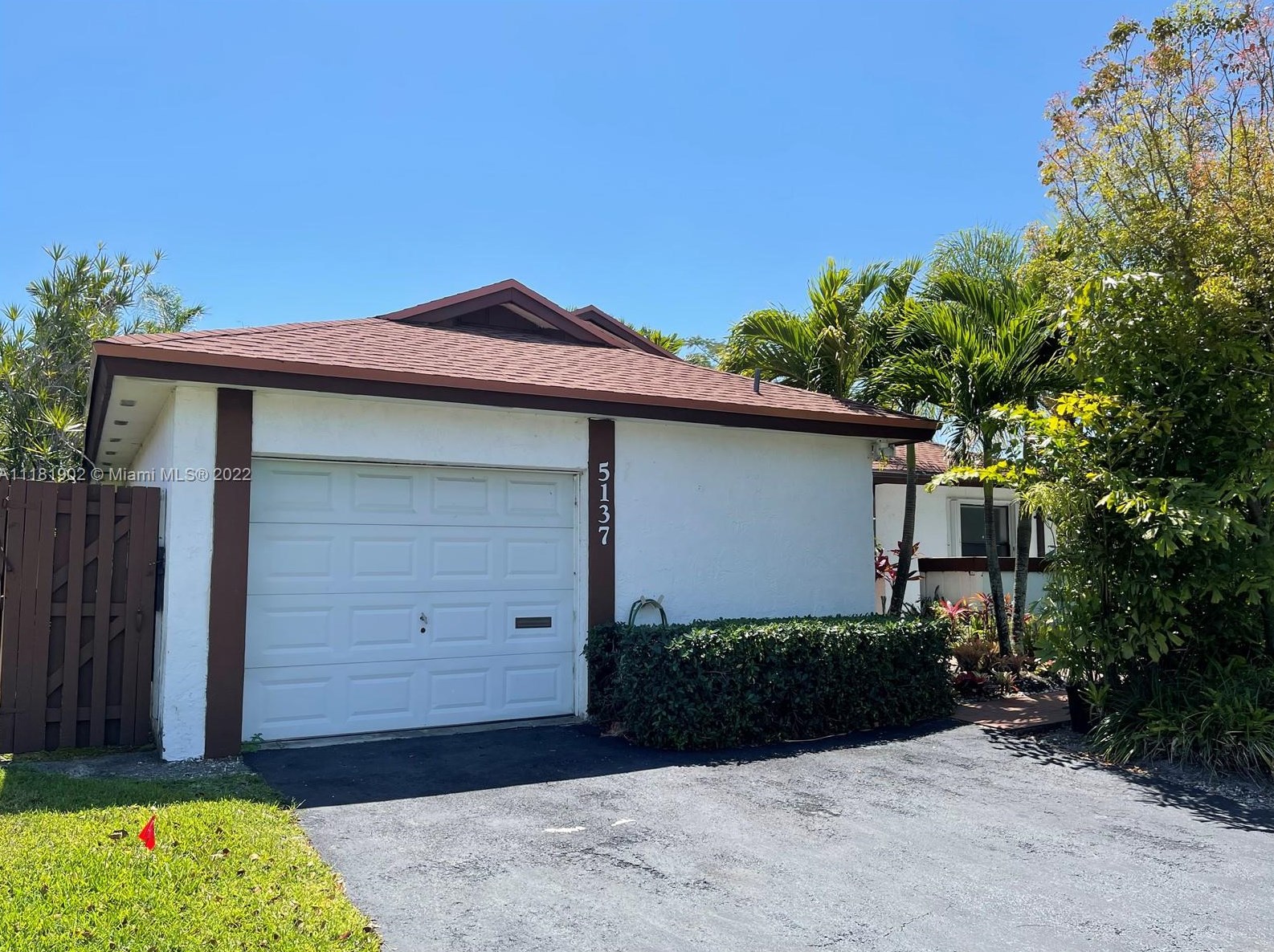 5137 149th Pl, Miami, FL 33185-4040