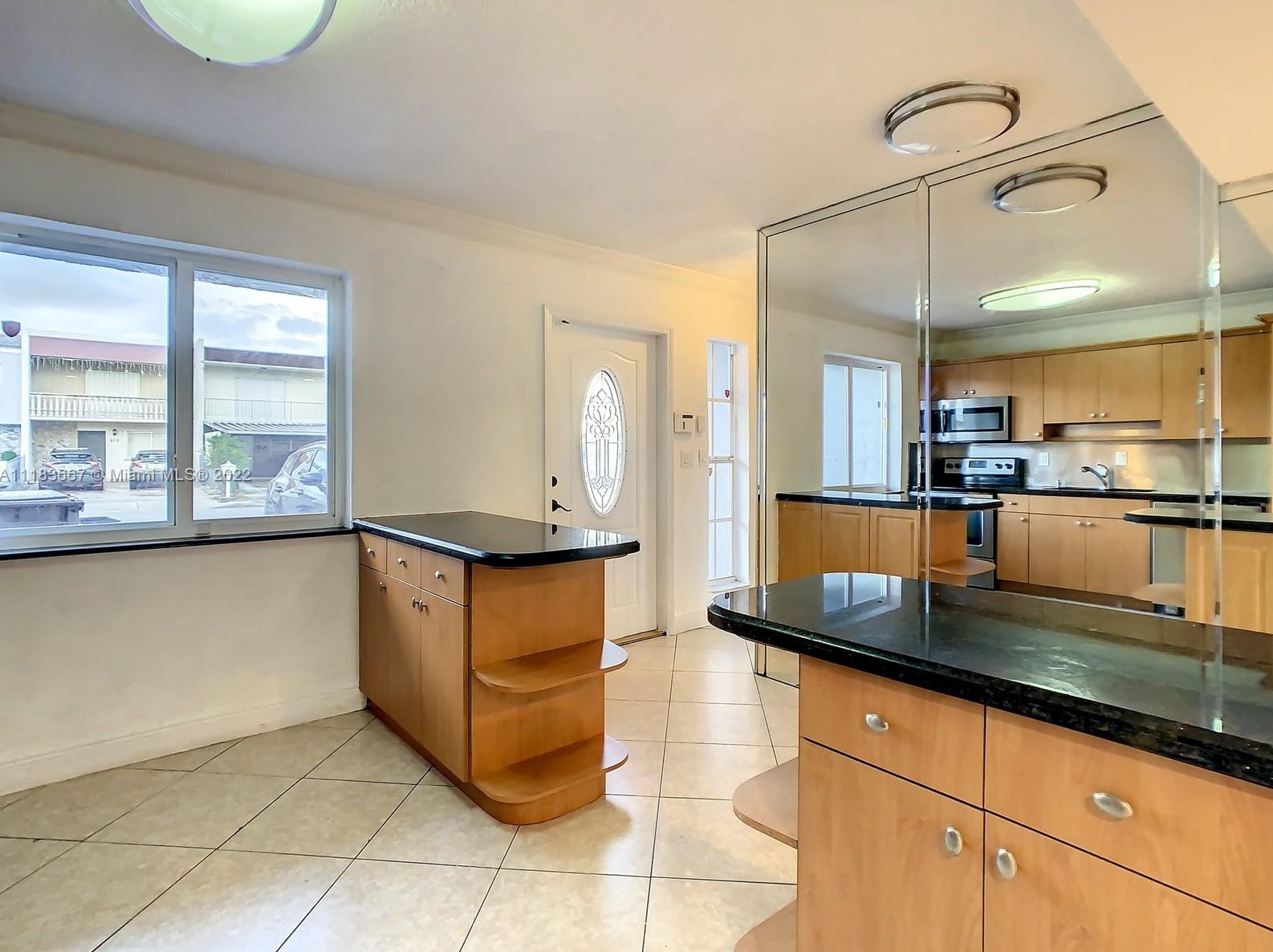 809 W 79th Pl, Hialeah, FL 33014