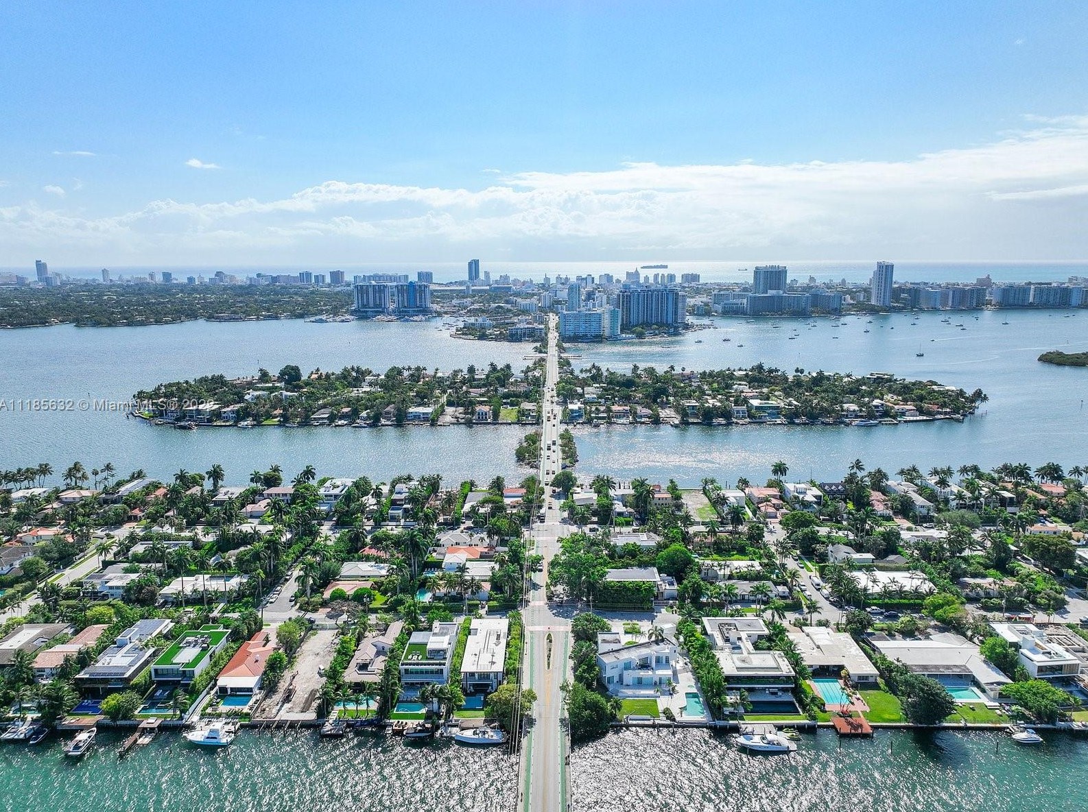 440 Dilido Dr, Miami FL  33139-1272 exterior