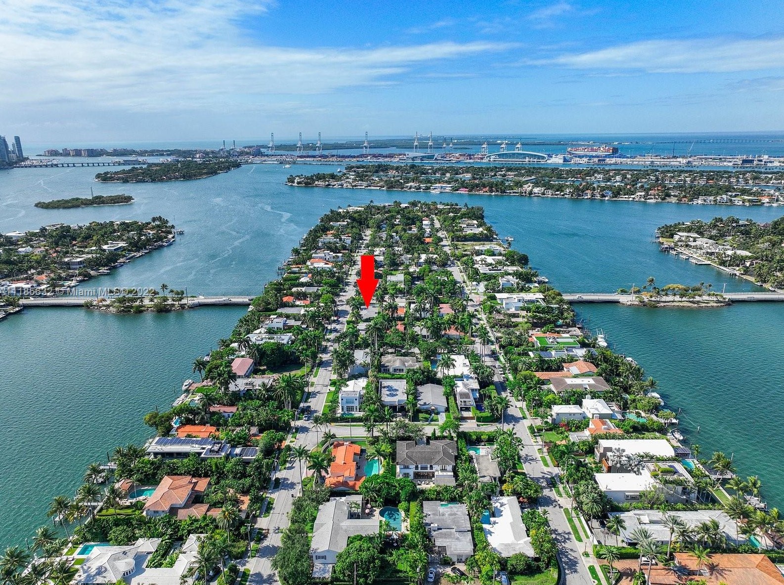 440 Dilido Dr, Miami FL  33139-1272 exterior