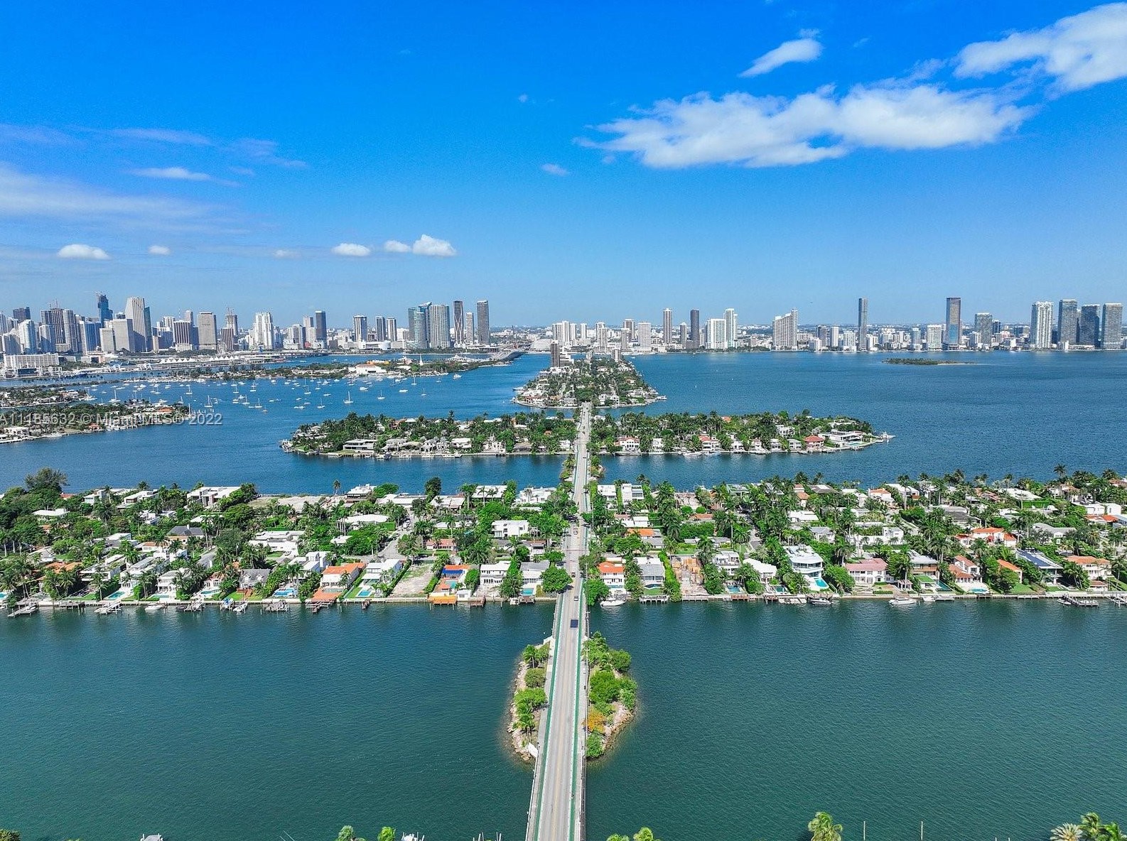 440 Dilido Dr, Miami FL  33139-1272 exterior