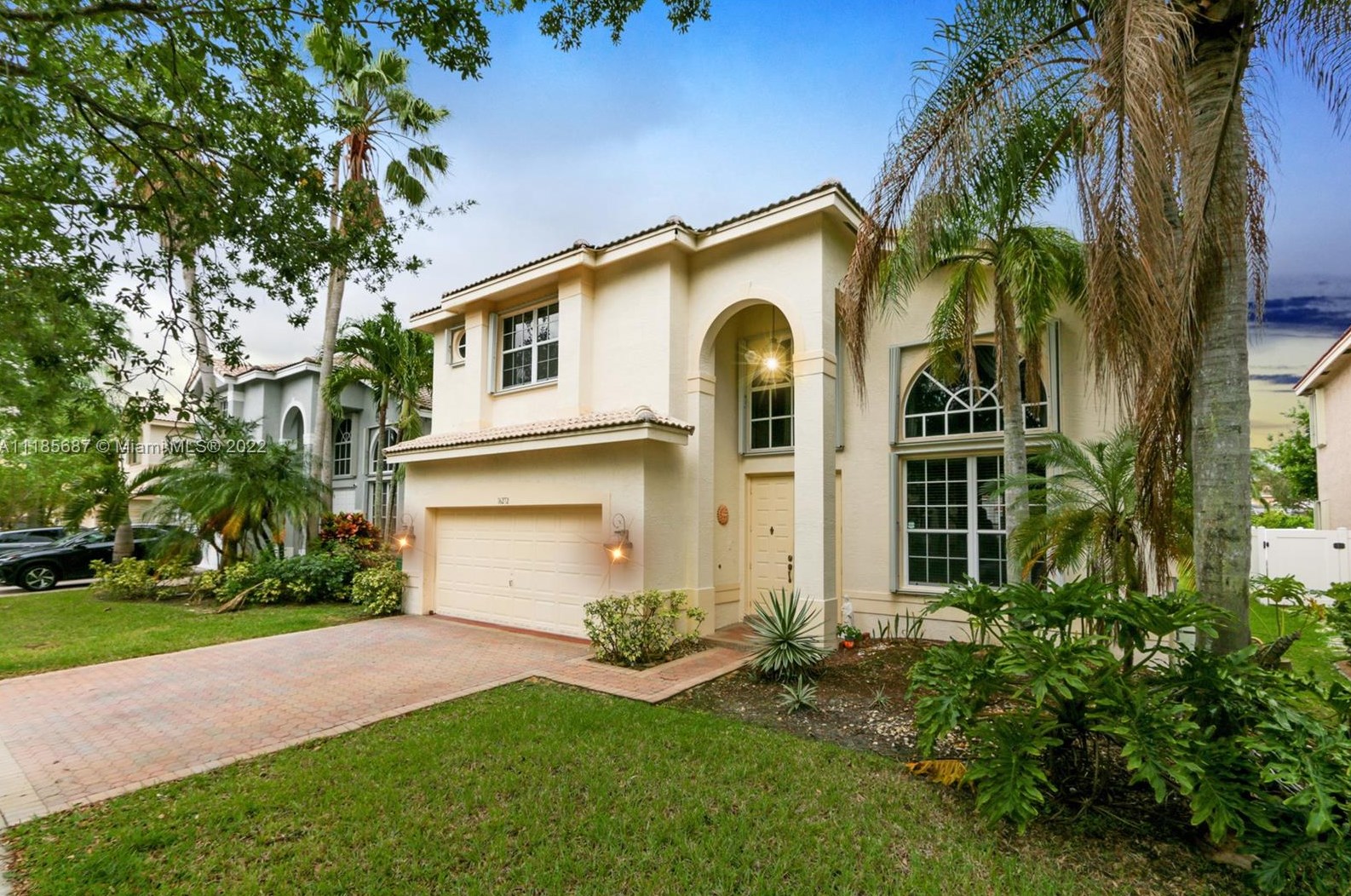 16272 Sw 18th St, Hollywood, FL 33027