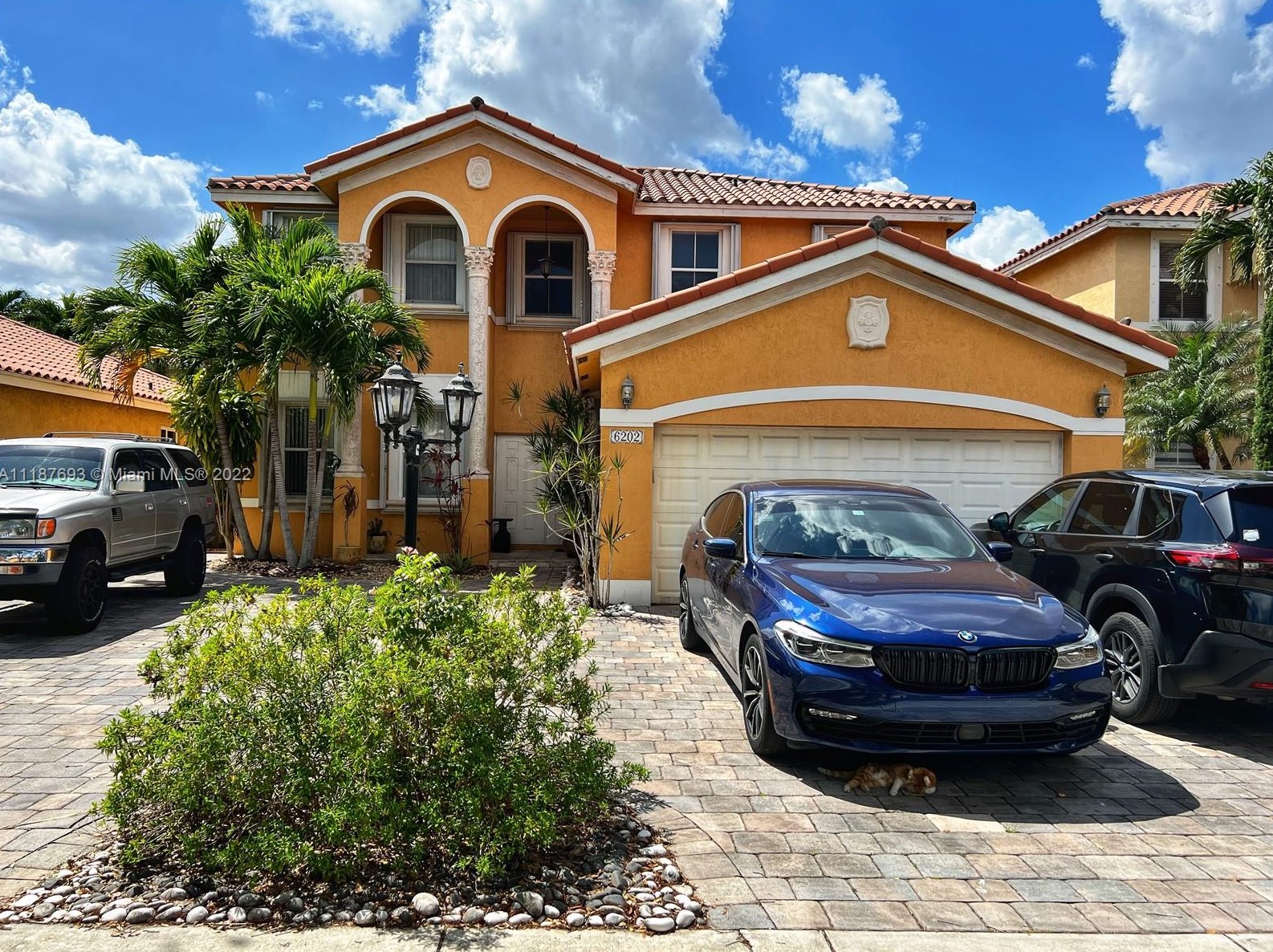 6202 157th Pl, Miami, FL 33193-3682