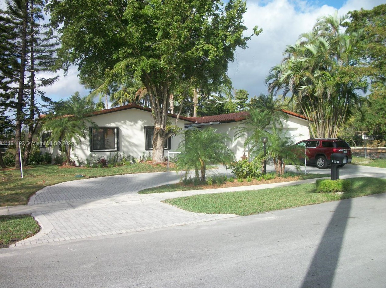 13841 Sw 71st Ln, Miami, FL 33183