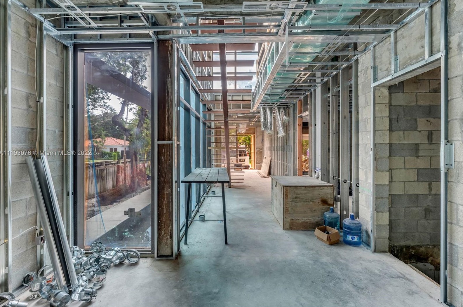 2459 Lincoln Ave, Miami FL  33133-3963 exterior