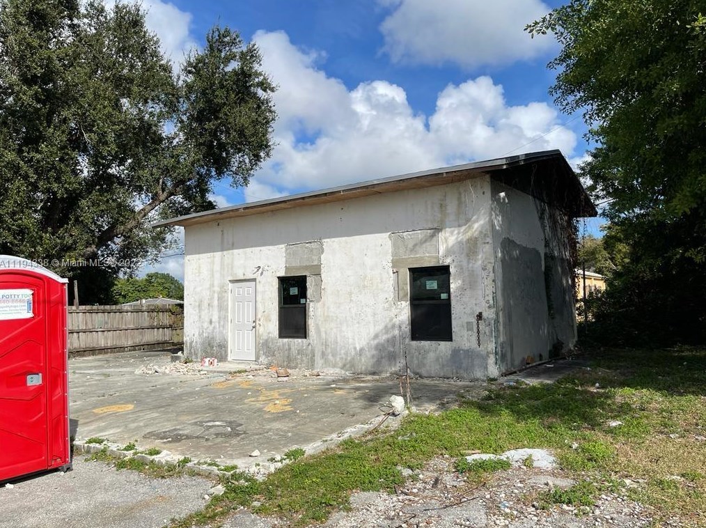 7925 16th Ave, Miami, FL 33147-5333