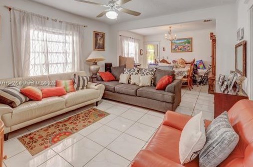 2835 22nd Ct, Miami, FL 33142-5945