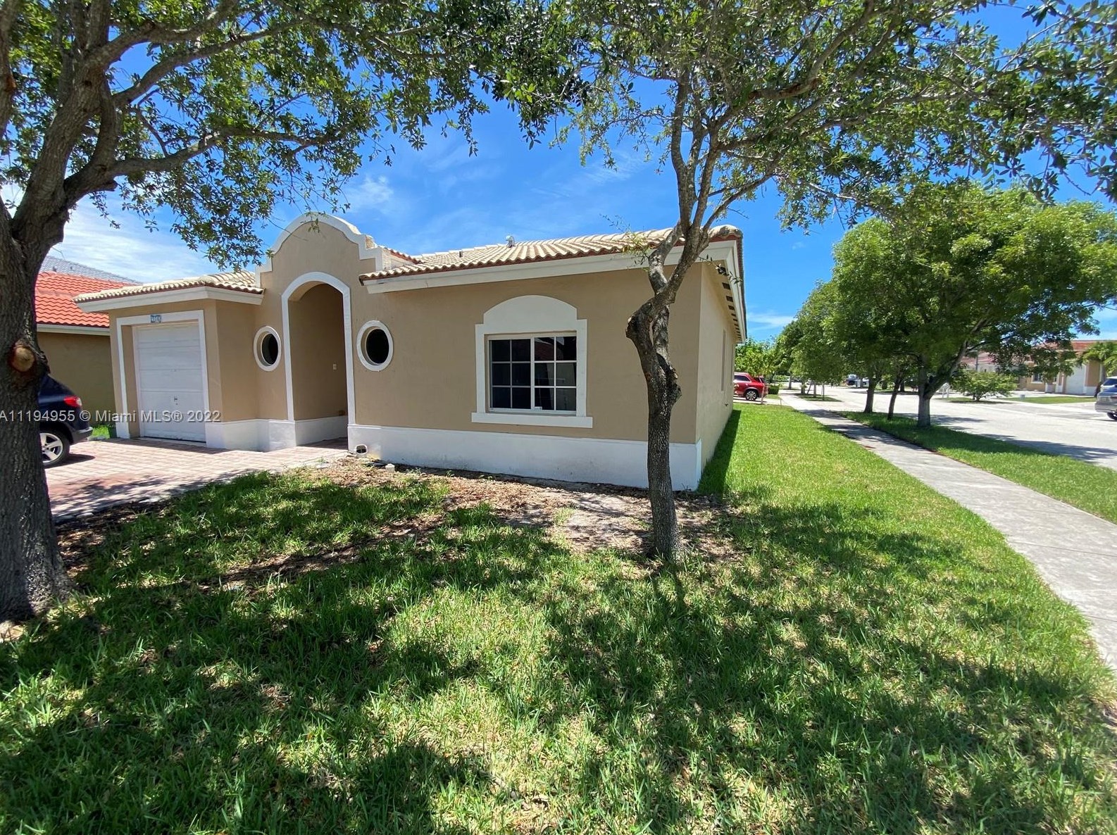 21143 92nd Pl, Miami, FL 33189-2460