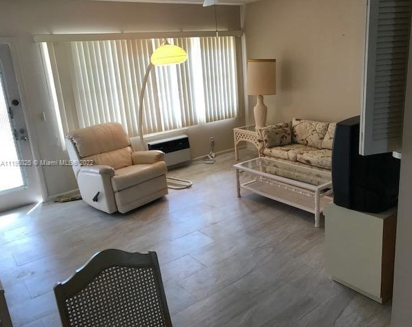 189 Fanshaw, Boca Raton, FL 33434-3041