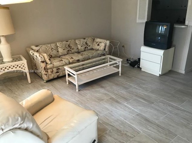 189 Fanshaw, Boca Raton FL 33434-3041 exterior