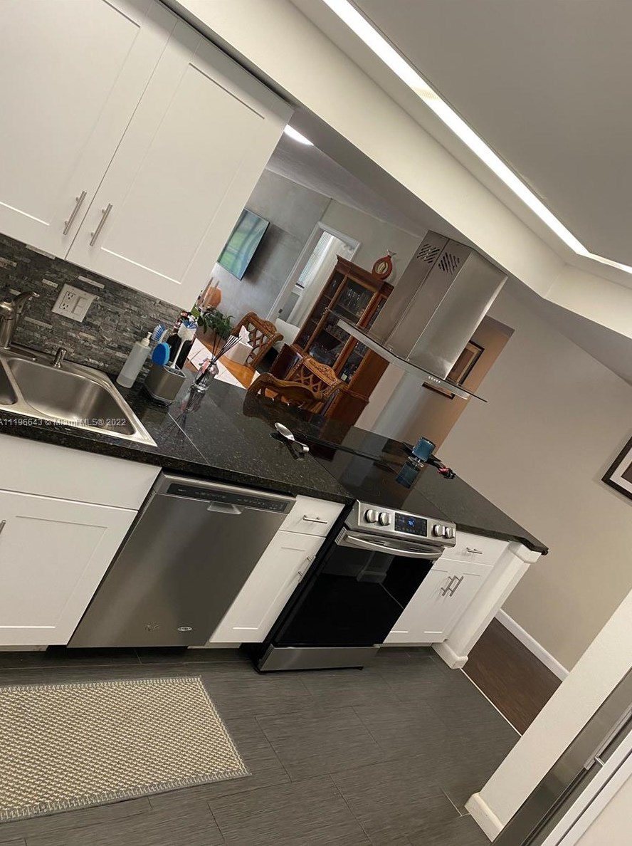 299 52nd Ter, Boca Raton, FL 33487-3741