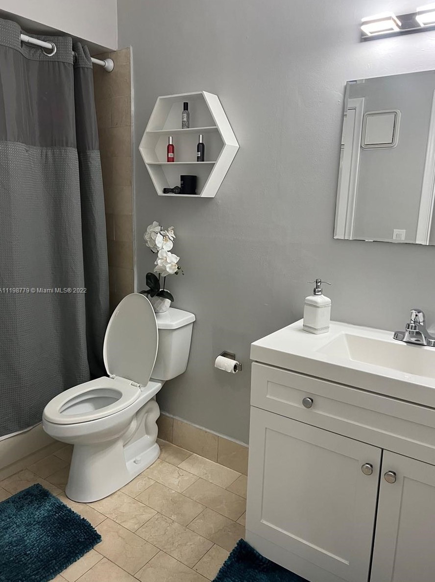 13983 46th Ter, Miami FL 33175-4401 exterior