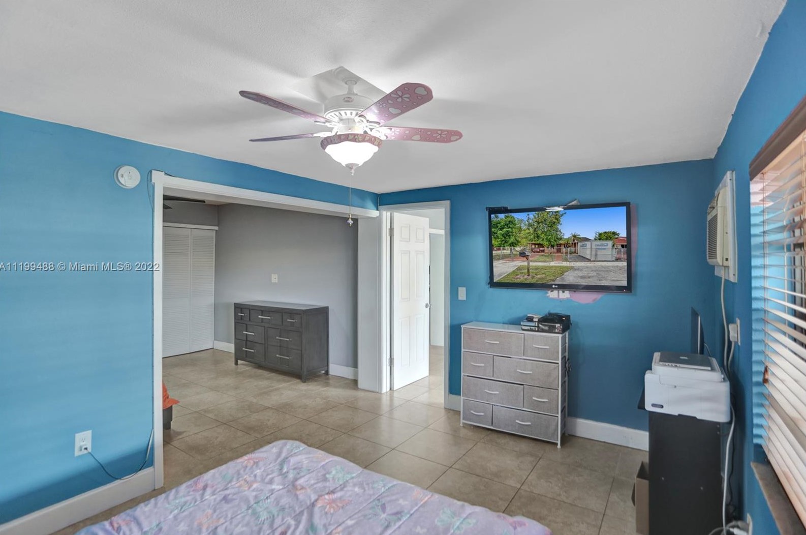 13378 2nd Ter, Miami FL 33126-5205 exterior