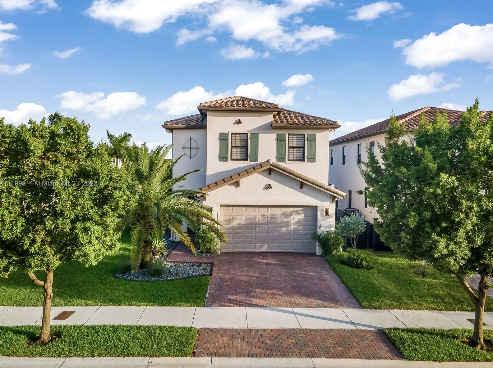 3412 W 97th Pl, Hialeah, FL 33018