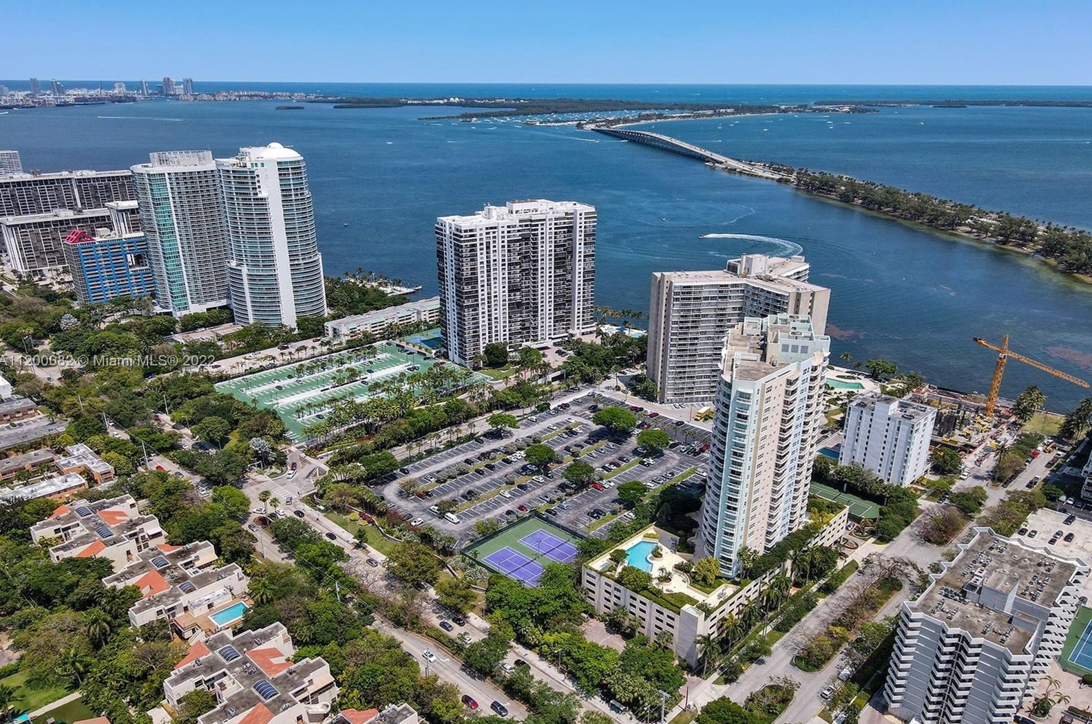 2475 Brickell Ave, Miami FL 33129-2478 exterior