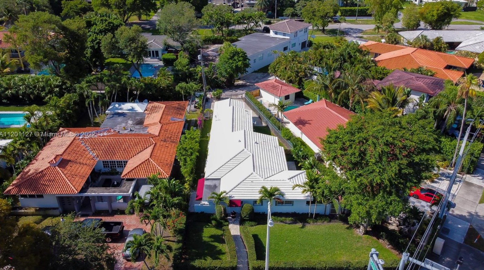 904 Ne 96th St, Miami, FL 33138