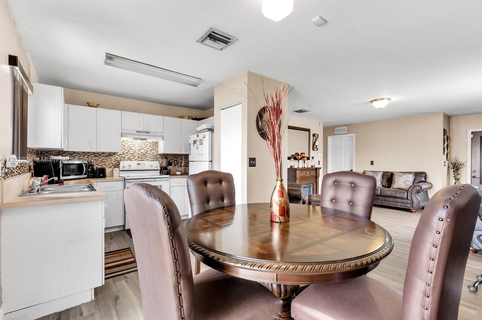 10280 178 St, Miami FL 33187-7722 exterior