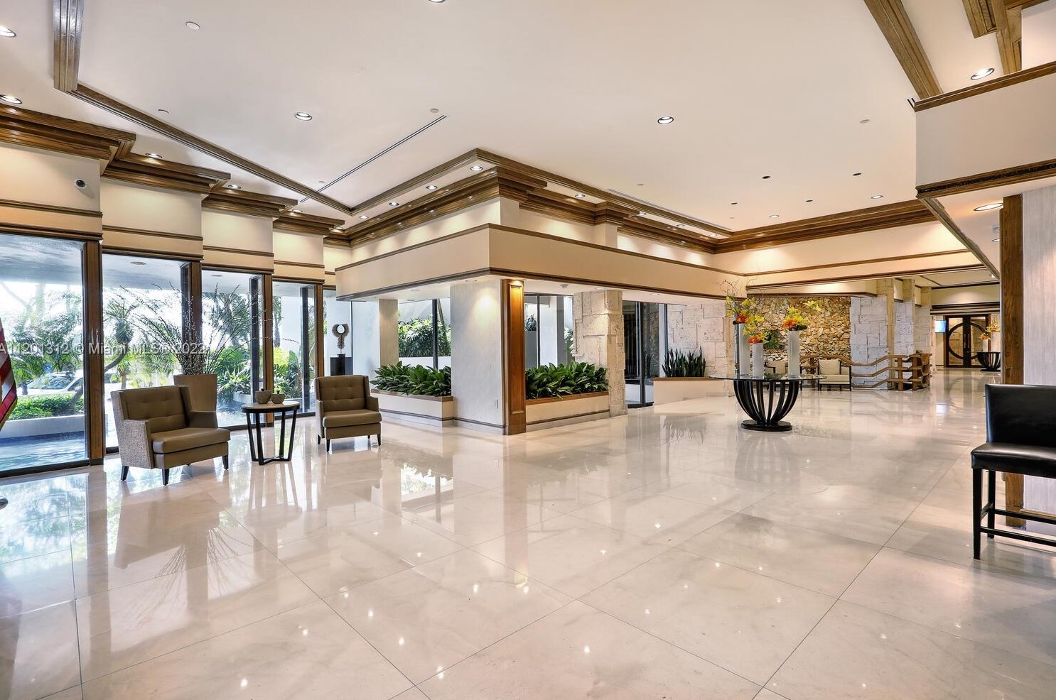 3 Grove Isle Dr, Miami FL 33133-4115 exterior