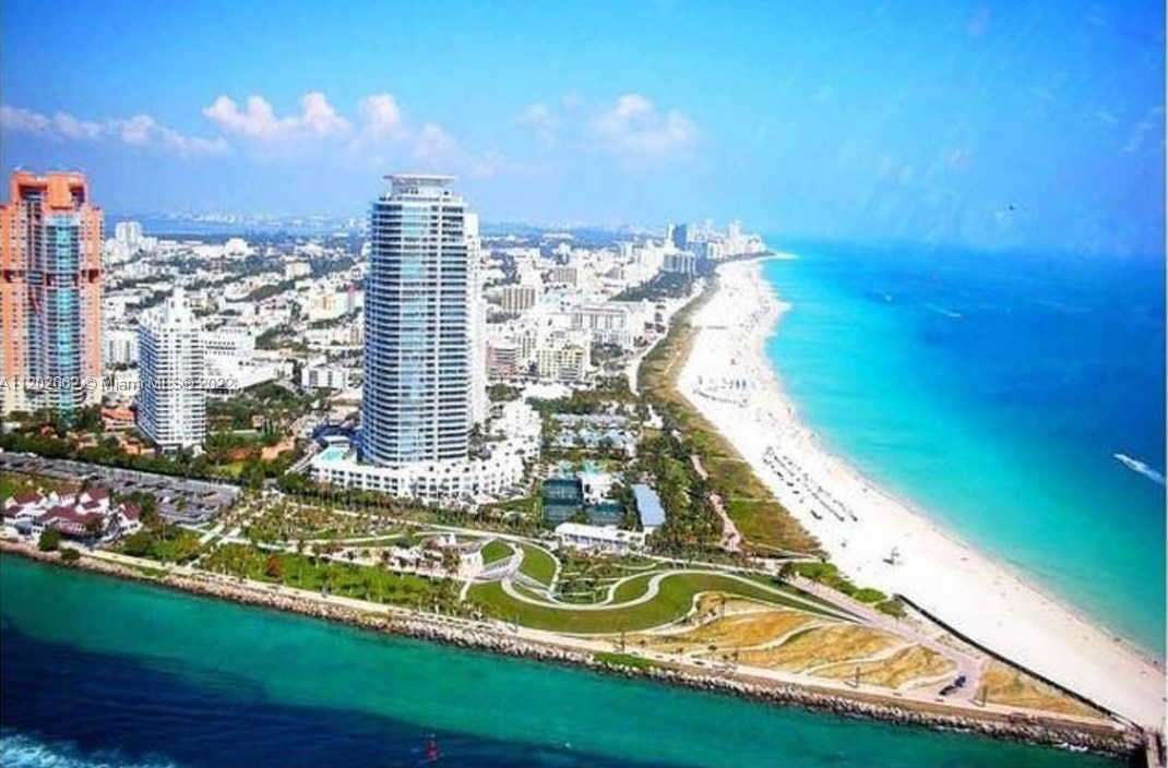 335 Ocean Dr, Miami FL 33139-6976 exterior