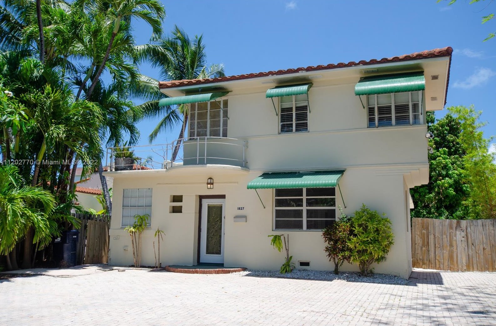 1827 Michigan Ave, Miami, FL 33139-2418