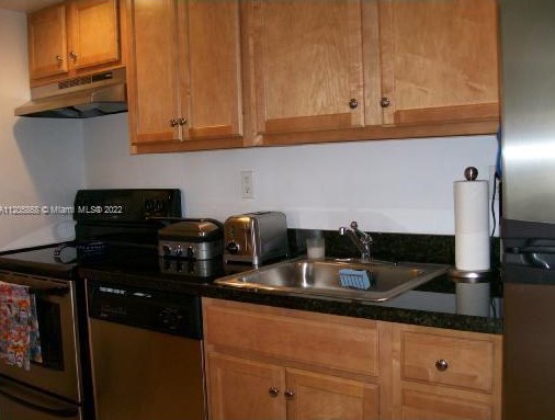 290 Sunrise Dr Apt 208, Miami, FL 33149