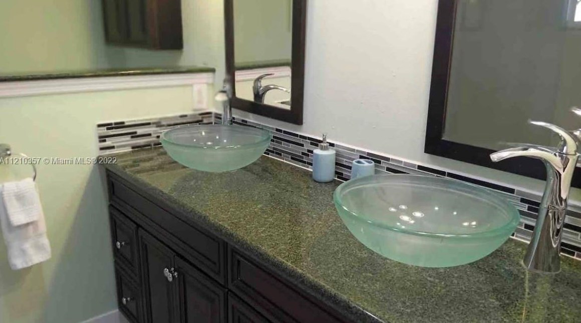 1110 Indian Rdg Trl, Kissimmee FL 34747-1928 exterior