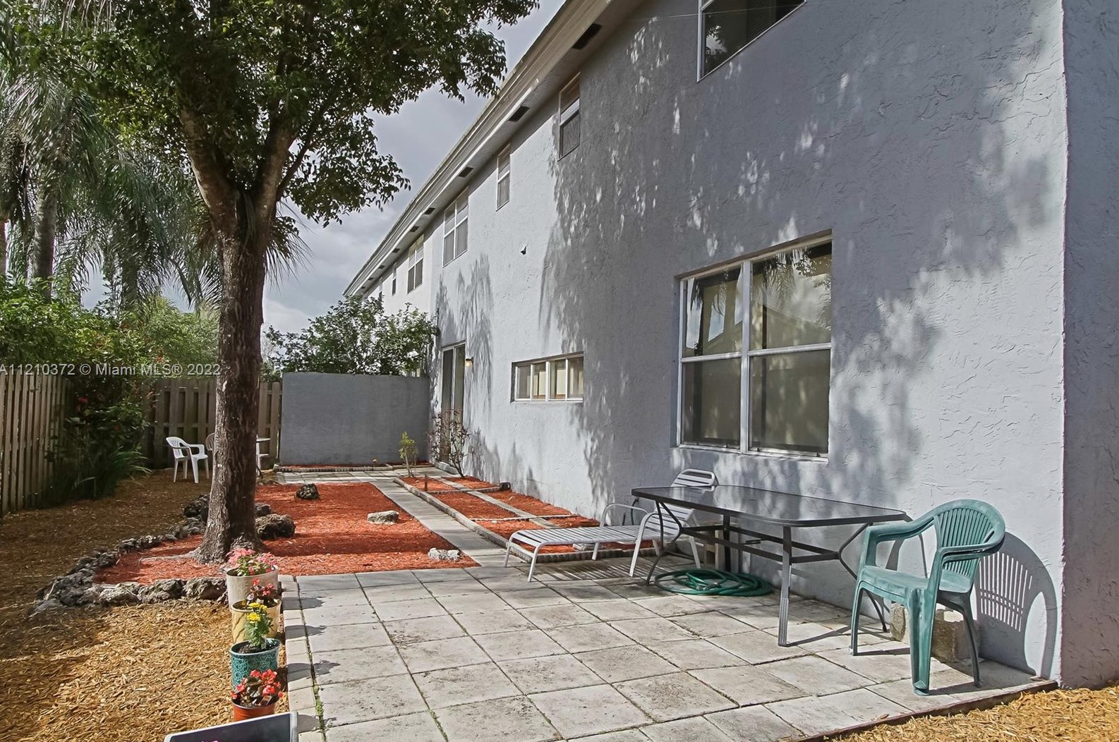 10304 Panama St, Hollywood, FL 33026-4529