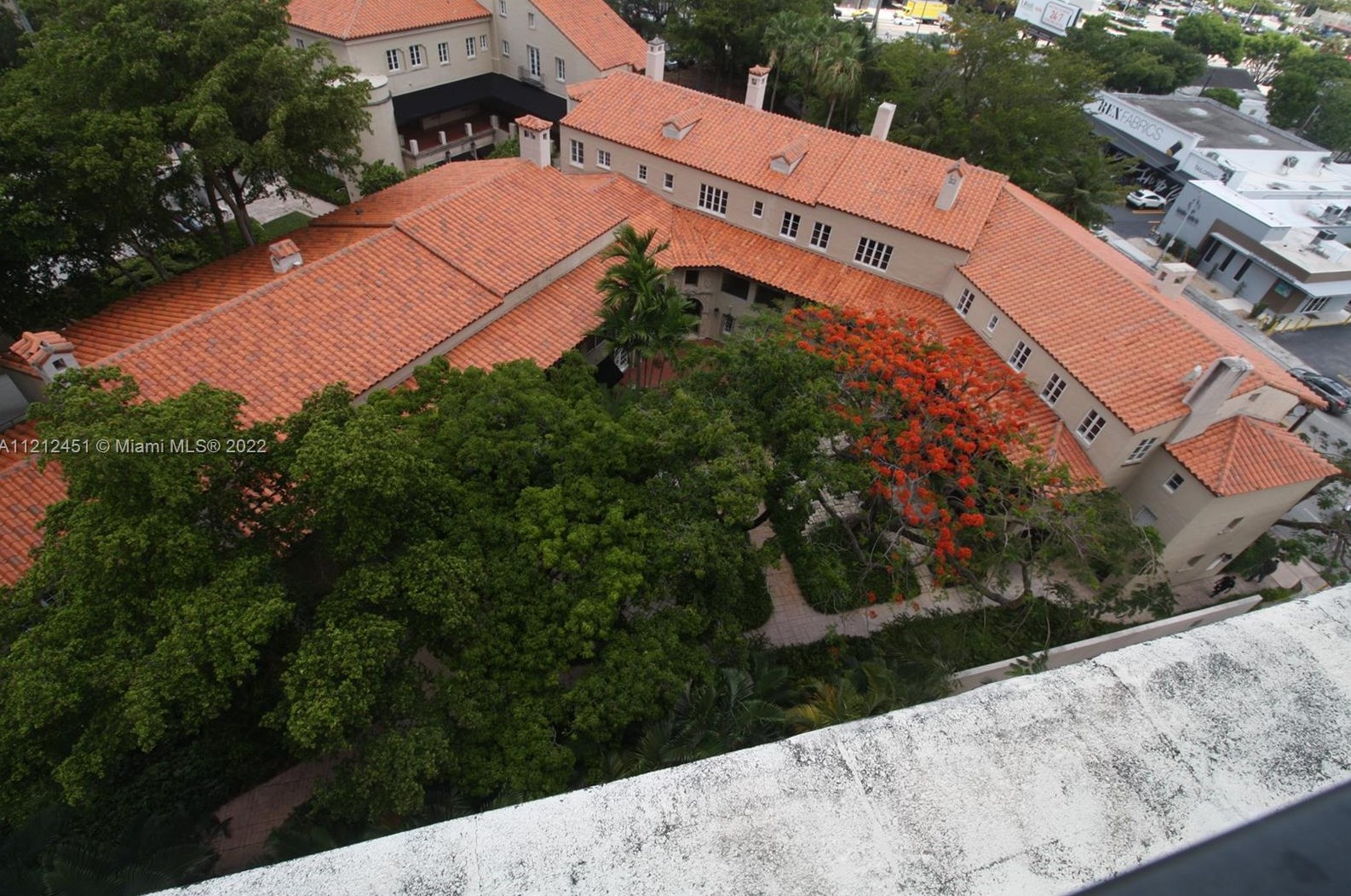 888 Douglas Rd, Miami FL  33134-7510 exterior