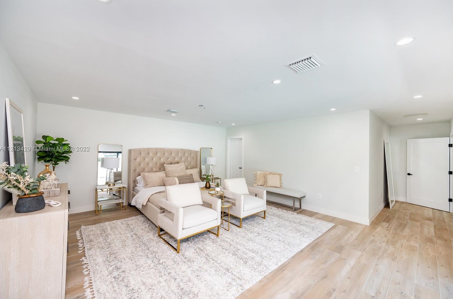 8700 175th St, Miami FL  33157-5839 exterior