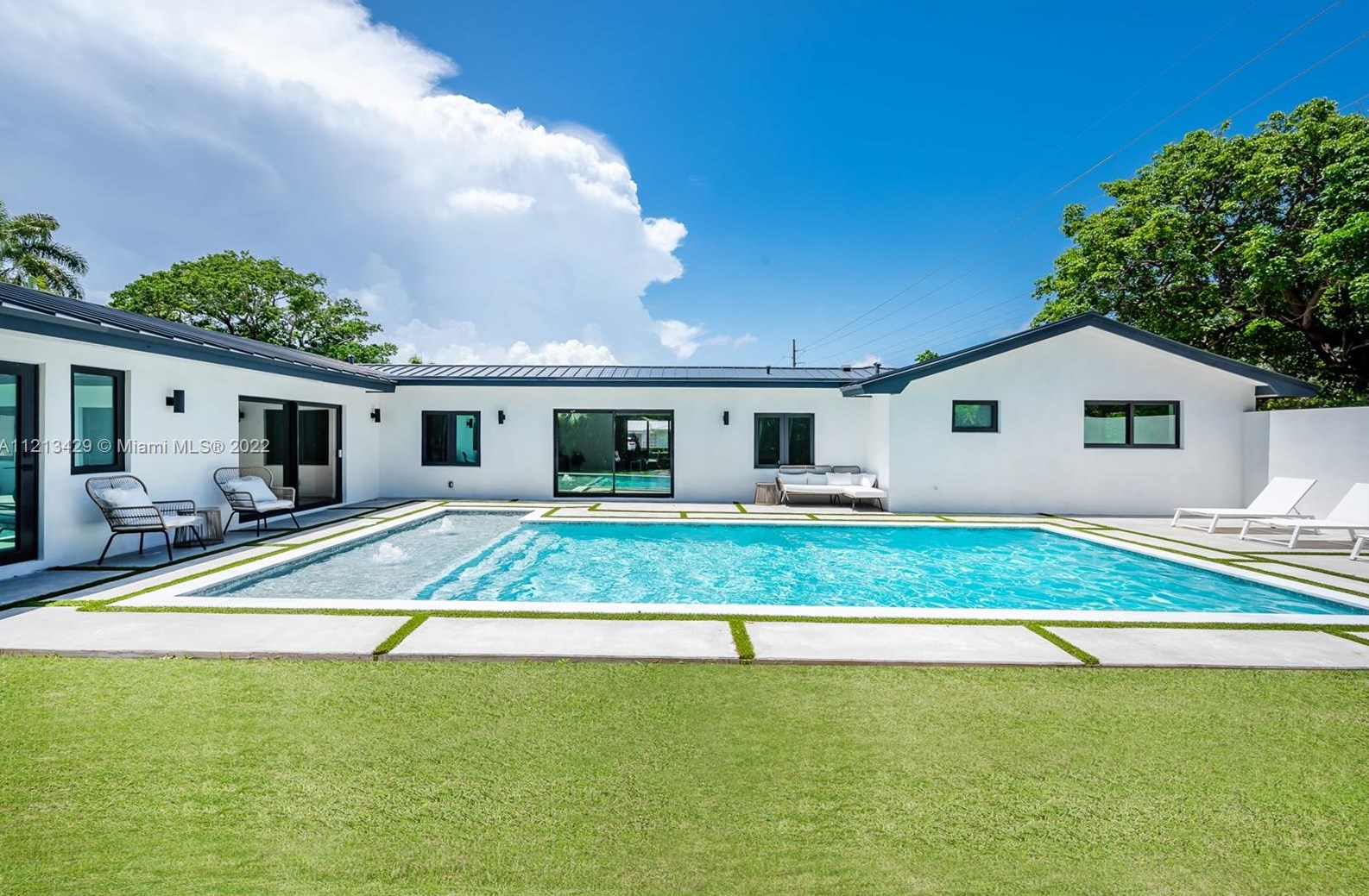 8700 175th St, Miami FL  33157-5839 exterior