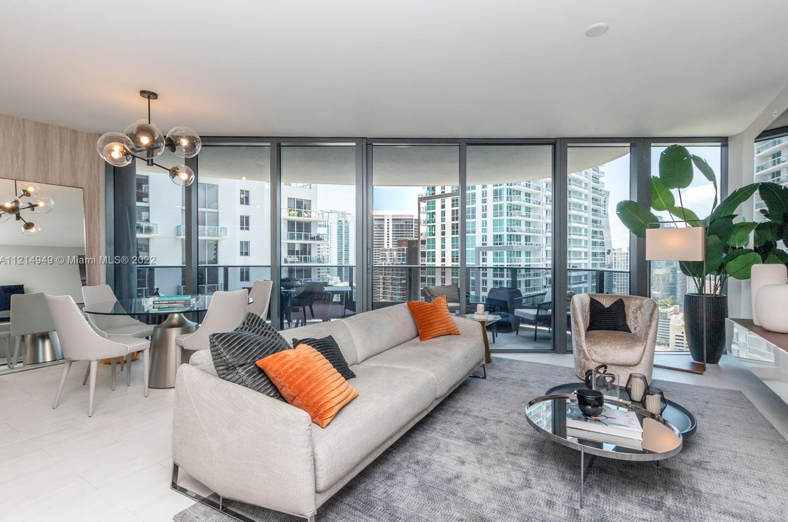 1000 Brickell Plaza #3201, Miami, FL 33131