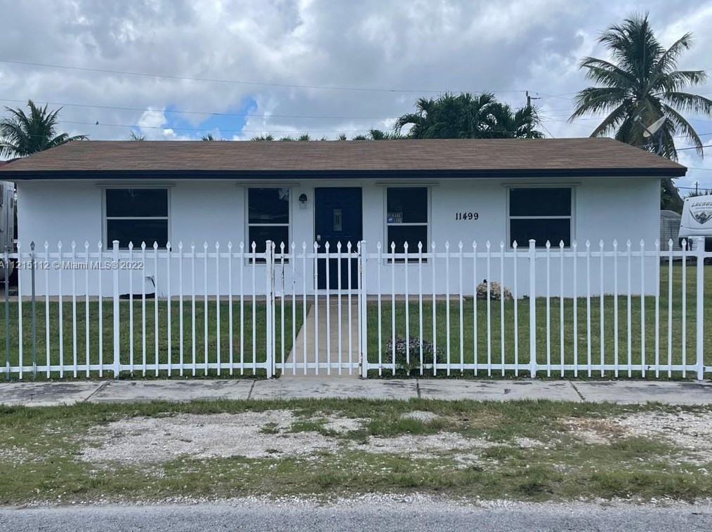 11499 204th St, Miami, FL 33189-1046