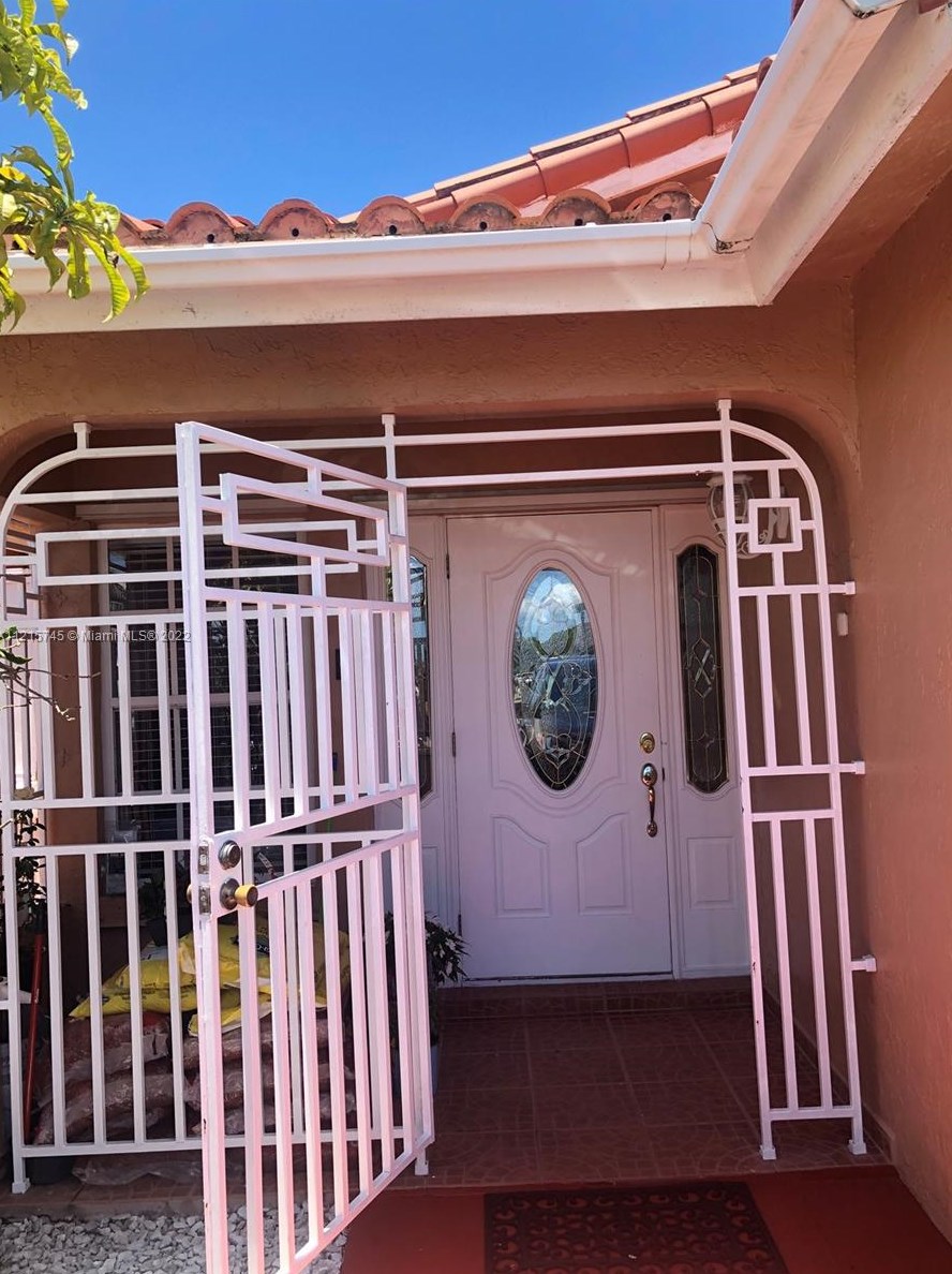 7500 W 29th Ave, Hialeah, FL 33018