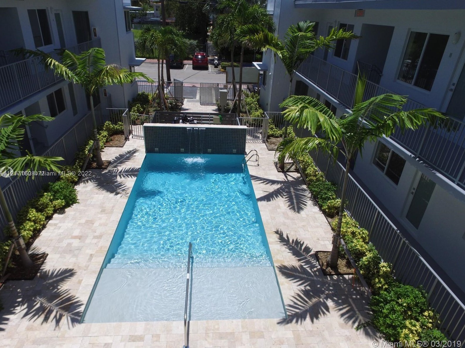 315 S Shore Dr #5, Miami, FL 33141