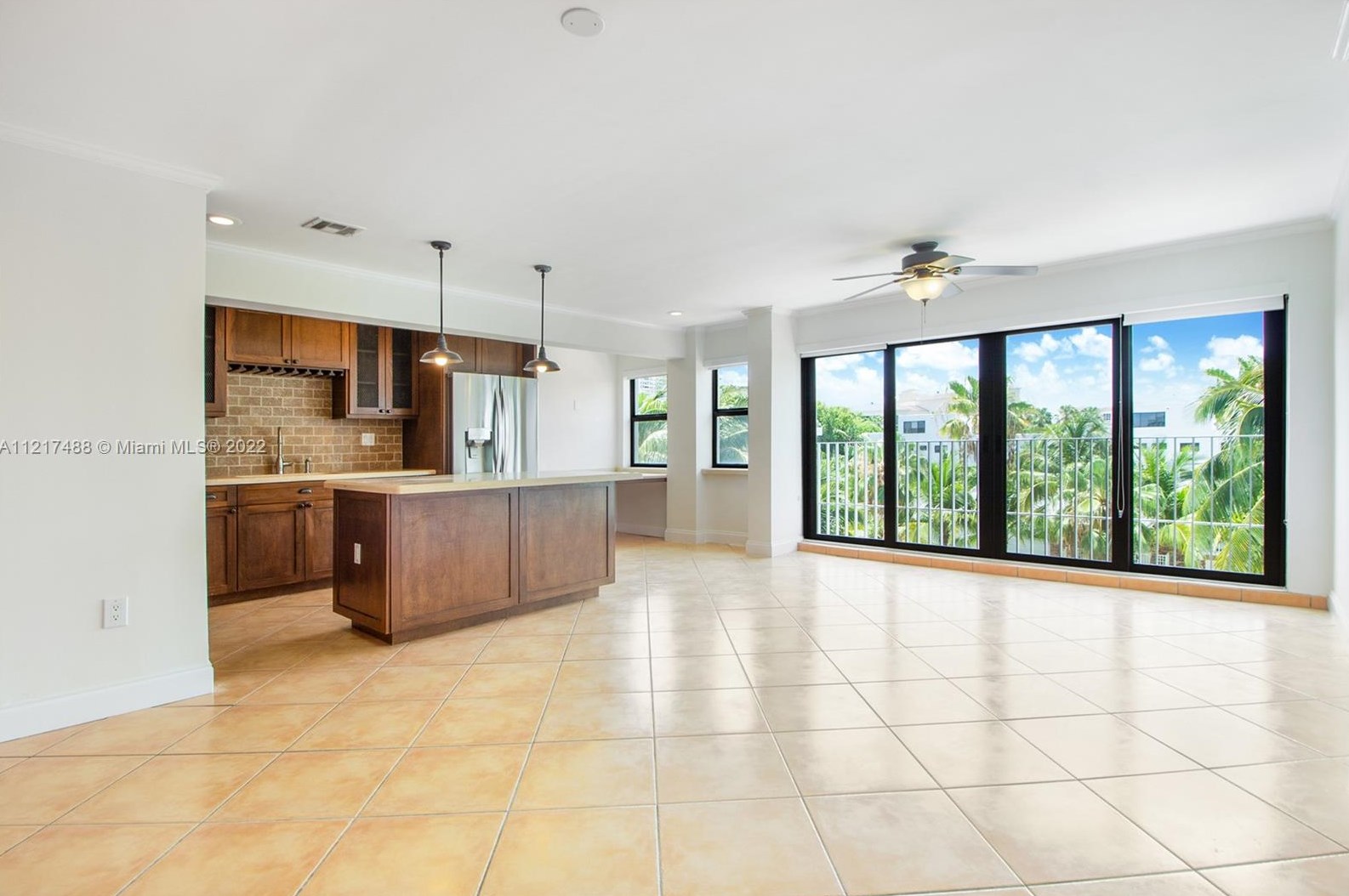115 Sunrise Dr Apt 4b, Miami, FL