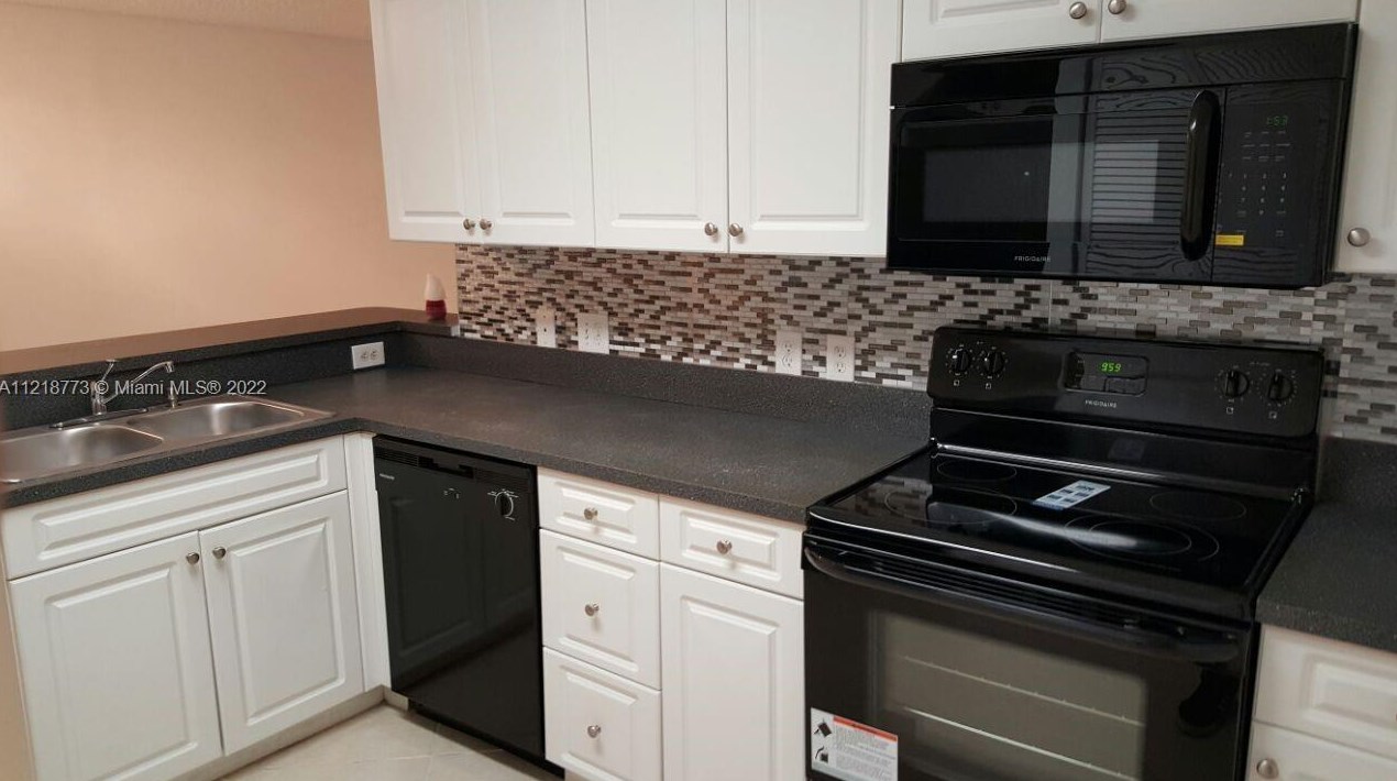 155 Nw 96th Terrace #2-104, Hollywood, FL 33024
