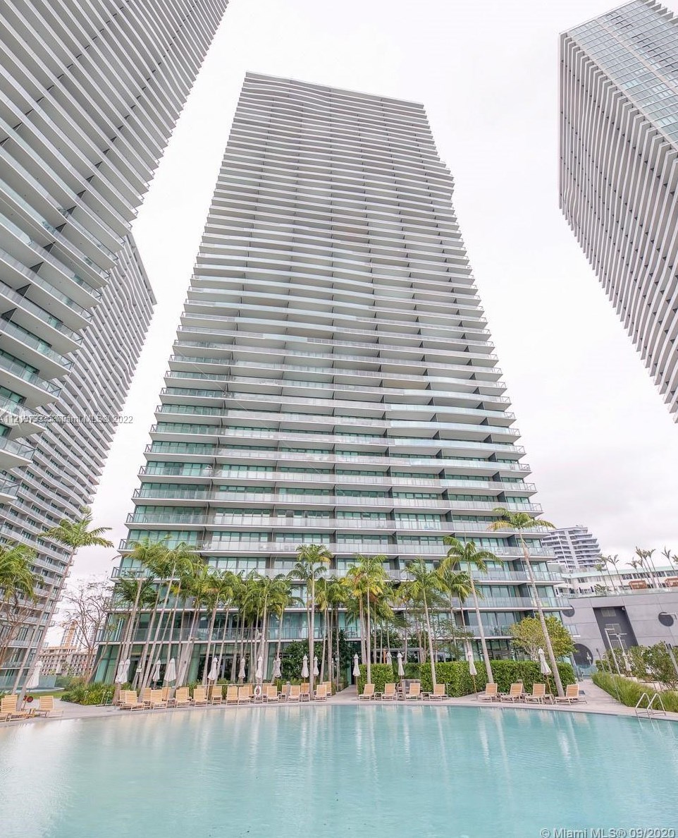 650 32 St Ne #4202, Miami, FL 33137