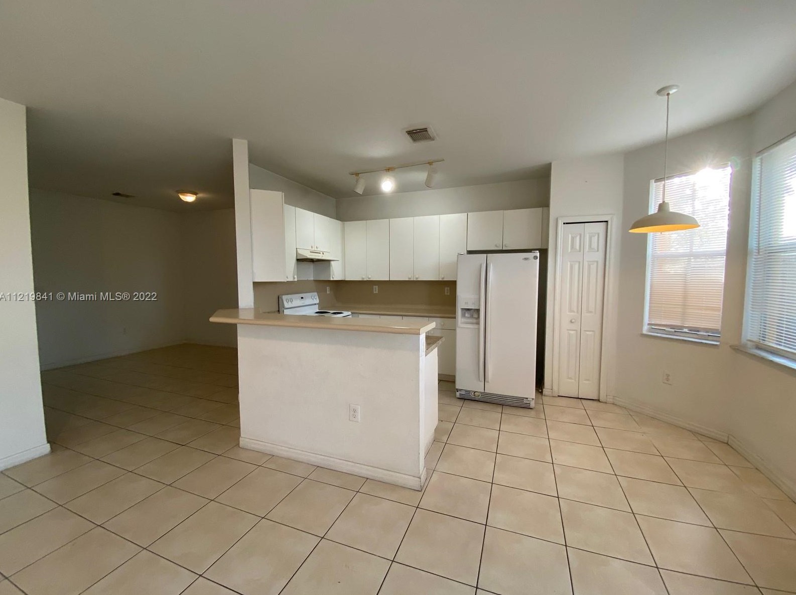 16613 78th Ter Sw #16613, Miami, FL 33193