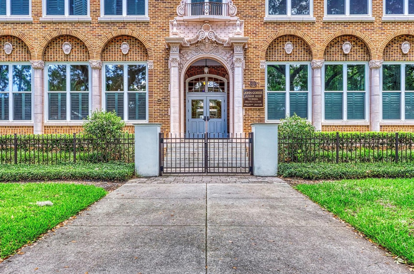 2525 College #1117, Jacksonville, FL 32204