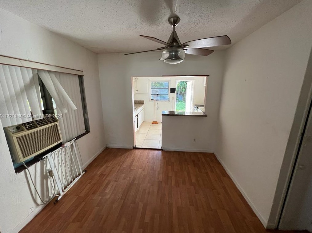 2723-A 5th St, Miami, FL 33125-2802