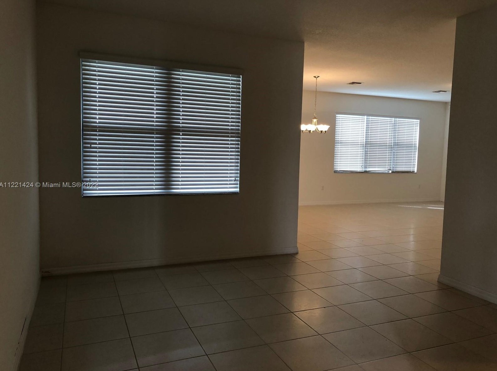 684 Ne 191st St #684, Miami, FL 33179