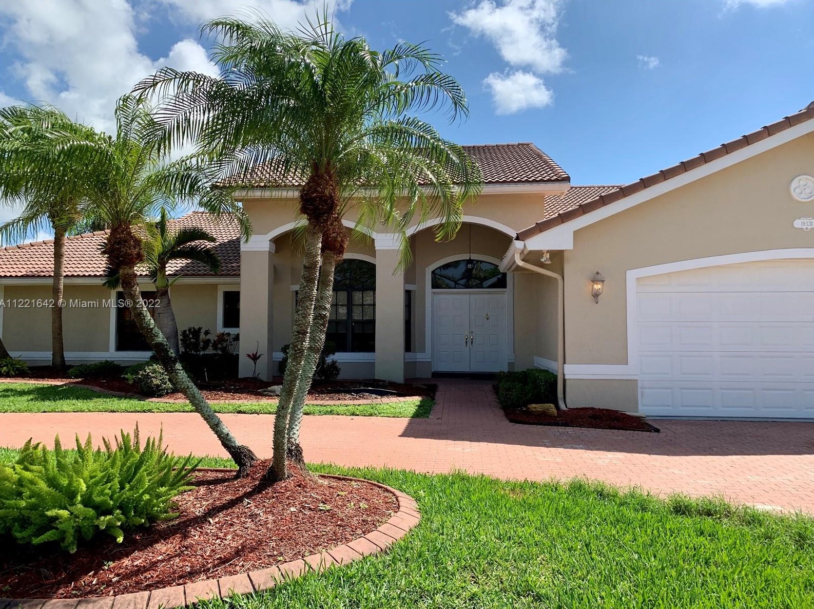 19331 Nw 8th St, Hollywood, FL 33029