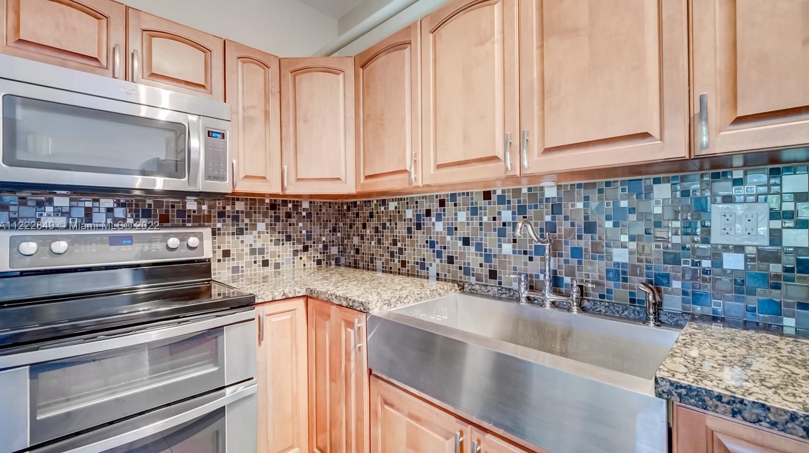 6807 Brookline Dr #6807, Hialeah, FL 33015