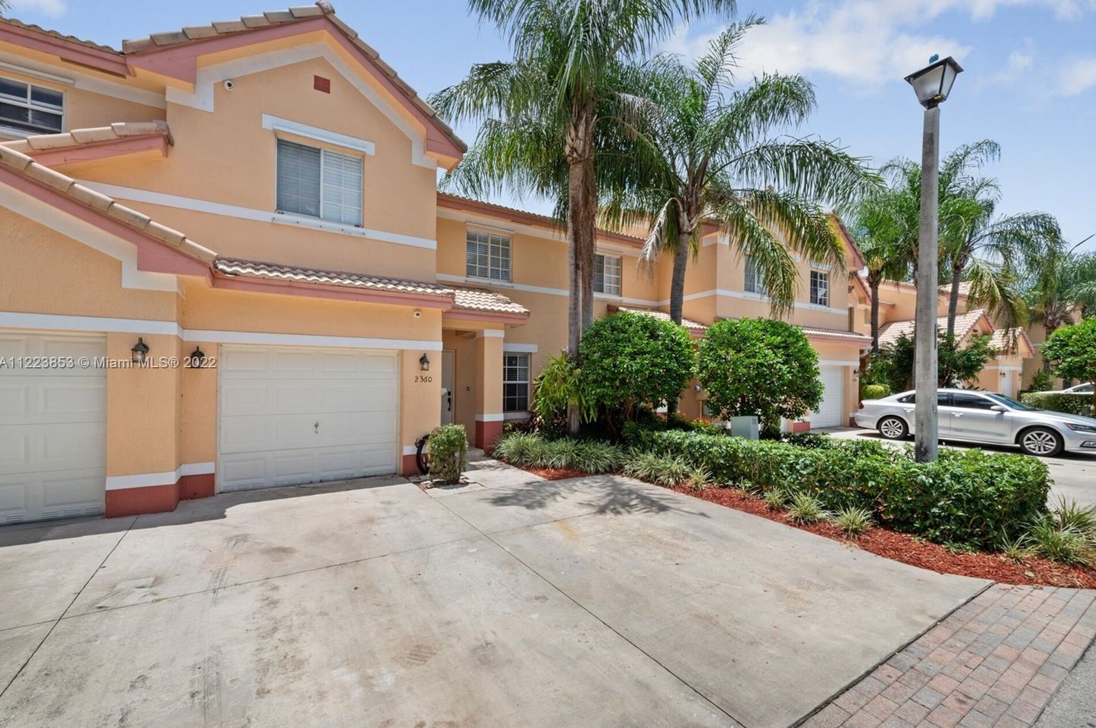 2360 86th Way, Hollywood, FL 33025-2012