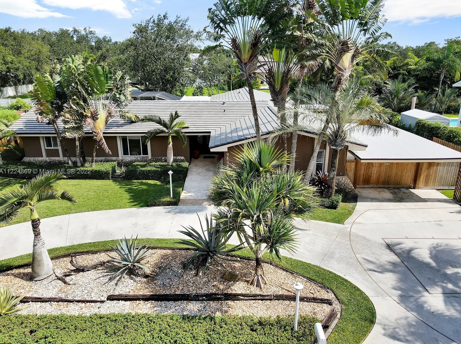 9838 94th Ter, Miami, FL 33176-1856