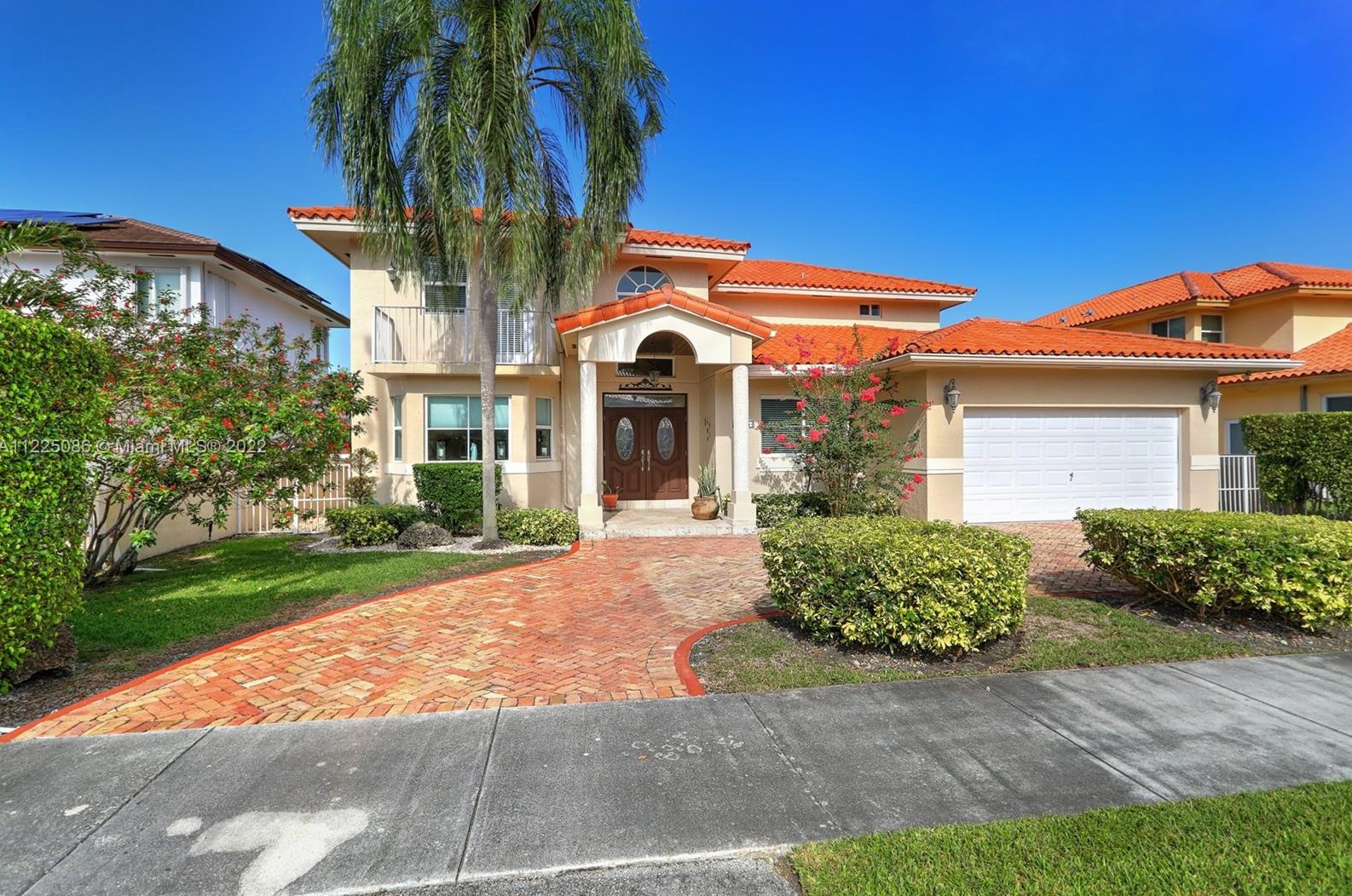 7455 93rd Ave, Miami, FL 33173-3266