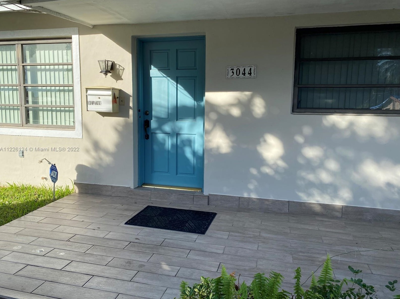 3044 92nd Ct, Miami FL  33165-3134 exterior