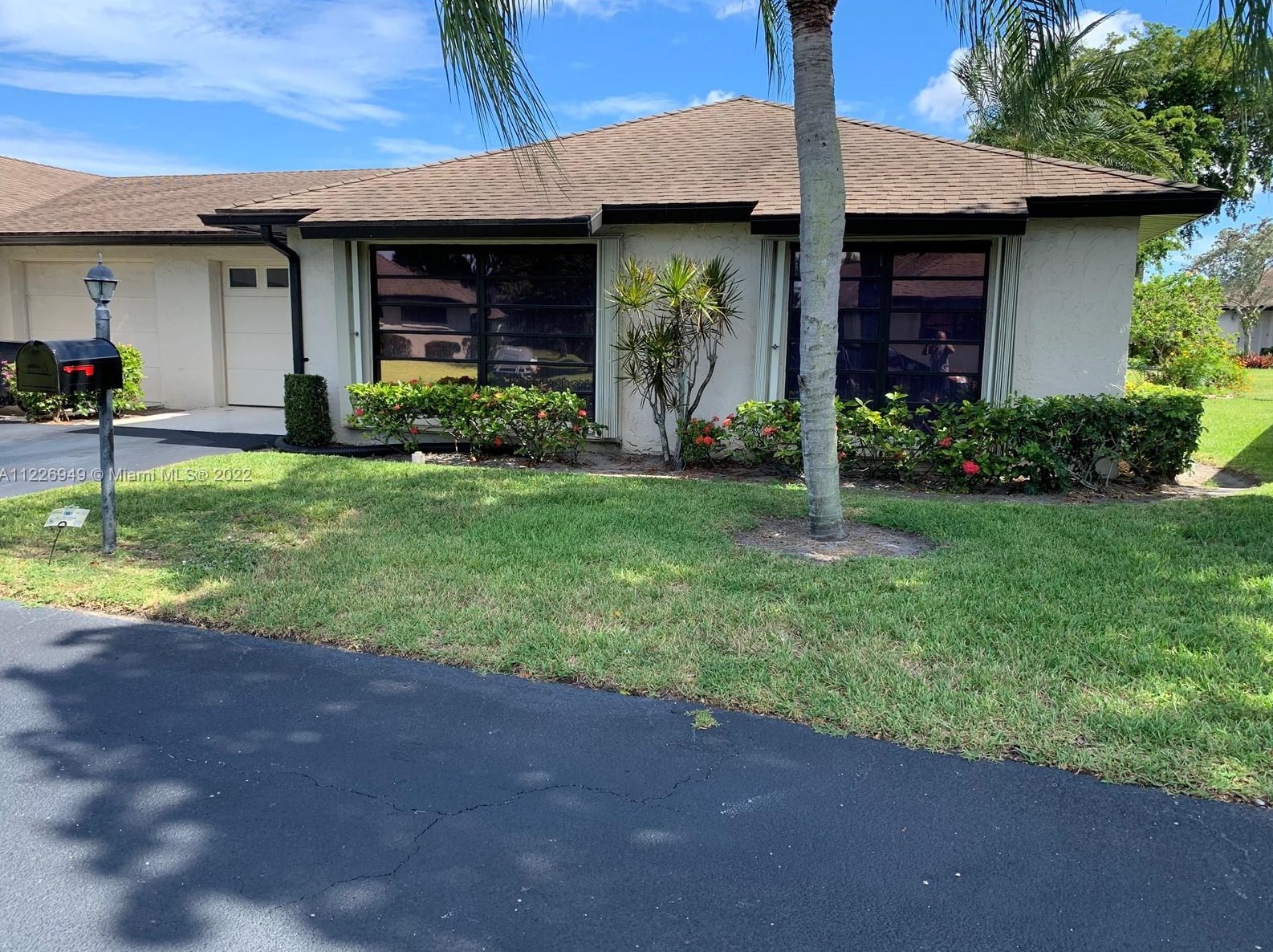 4924 Eaglewood Rd, Boynton Beach, FL 33436-4023