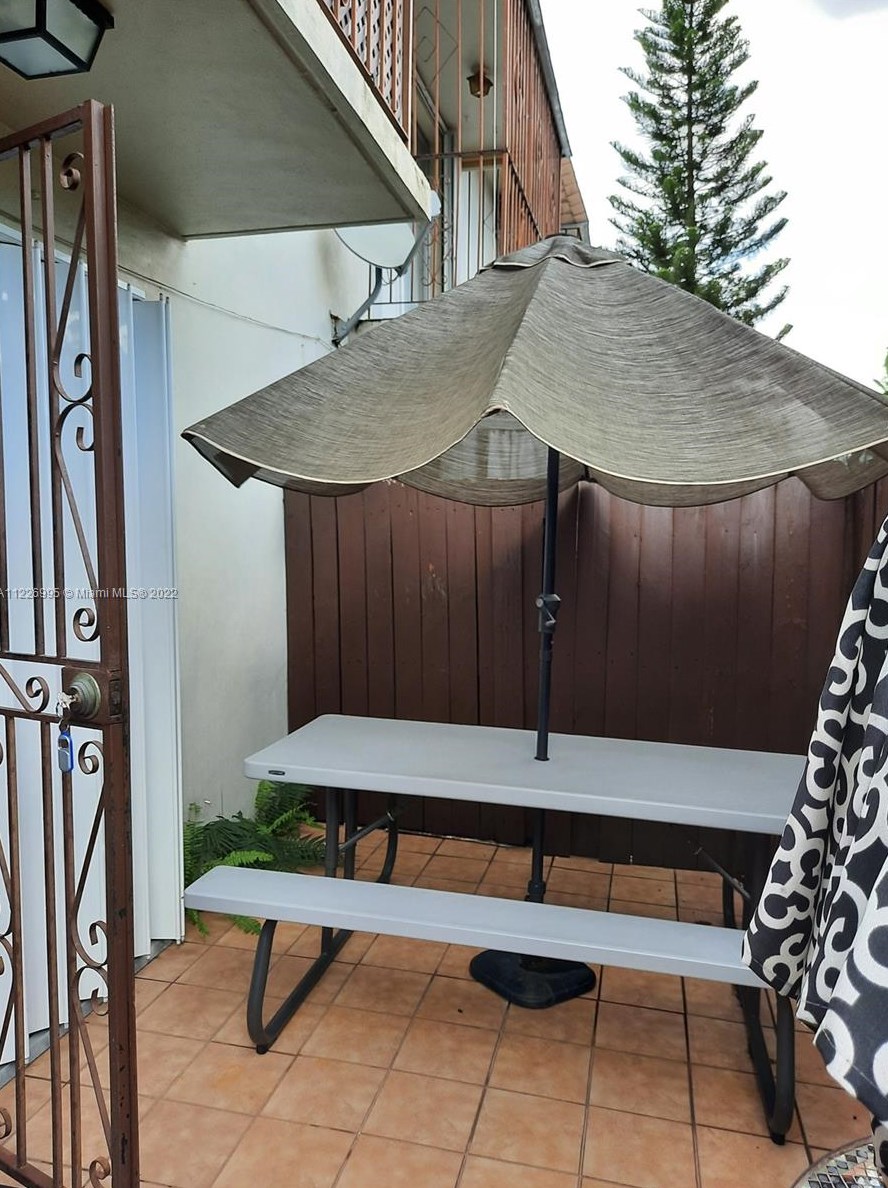 95 30th Ave, Miami FL 33135-1249 exterior