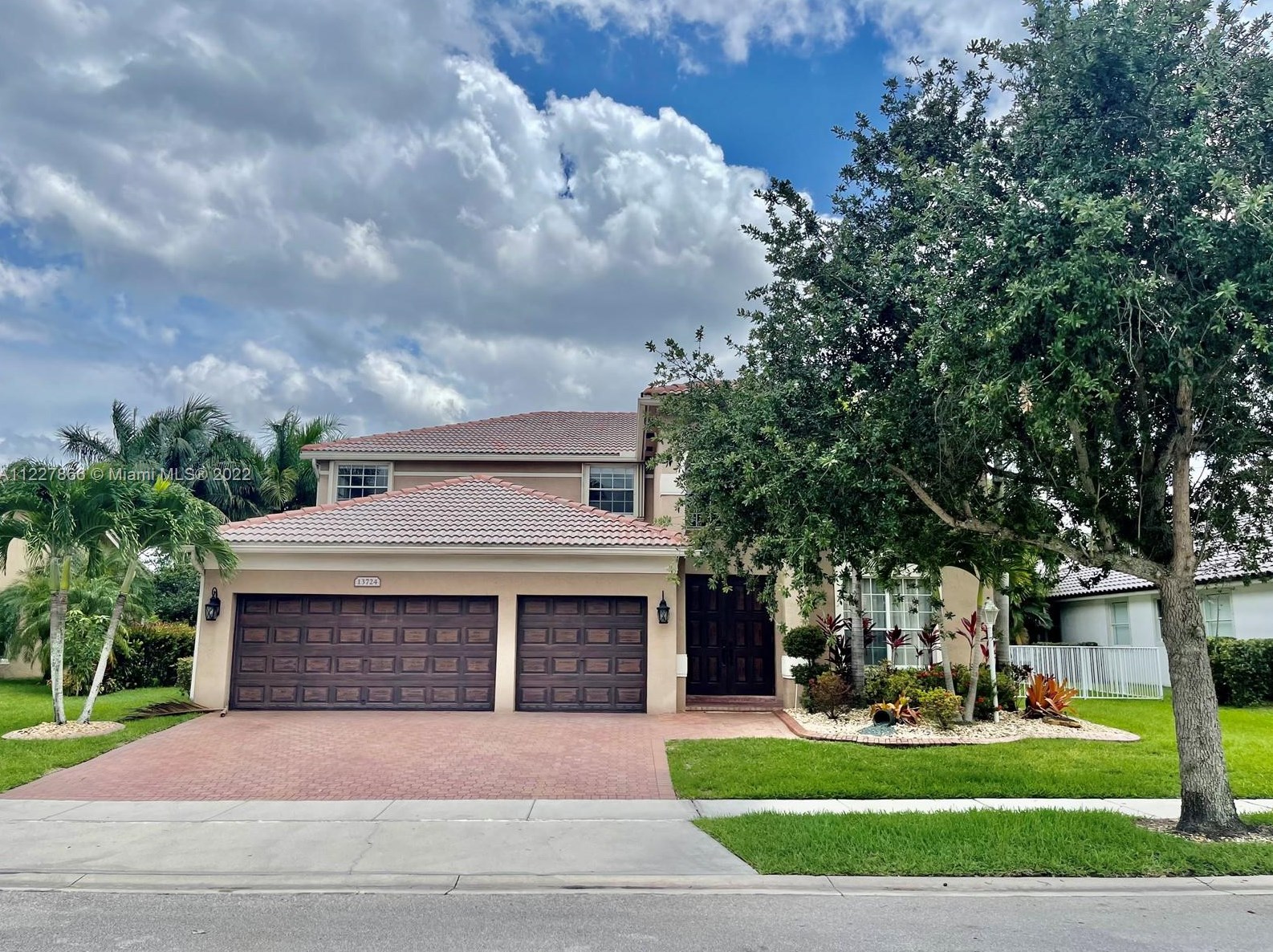 13724 Nw 15th St #n/a, Hollywood, FL 33028
